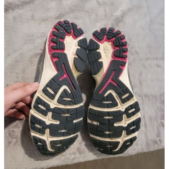 Brooks Womens Ravenna 5 1201491D672 Gray Running Shoes Sneakers Size 9 - Picture 7 of 10